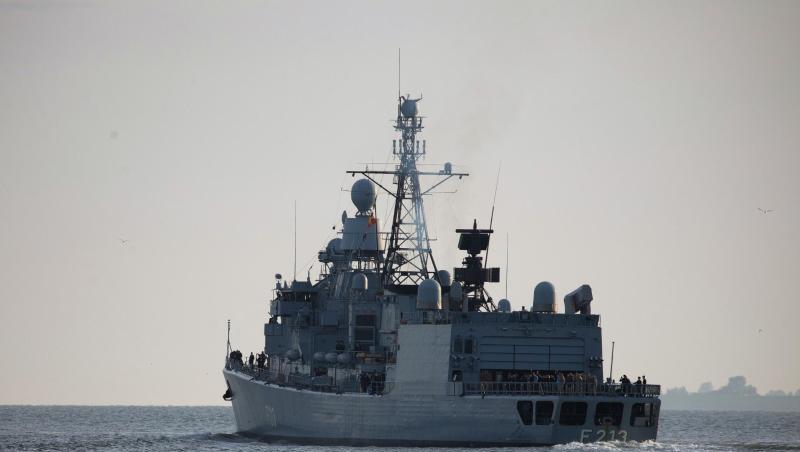 Auch die deutsche Fregatte "Augsburg" war im Rahmen der Operation "Sophia" im Einsatz. Auch die deutsche Fregatte "Augsburg" war im Rahmen der Operation "Sophia" im Einsatz.