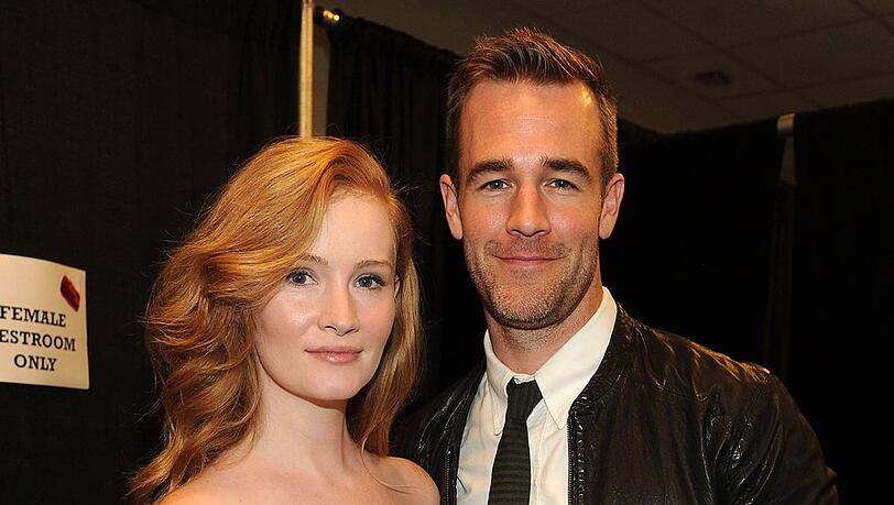 Kimberly und James Van Der Beek gaben sich am 1. August 2010 in Tel Aviv, Israel, das Jawort. Das Paar bekam sechs Kinder.