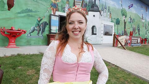 Die Nürnberger Gastronomin Sofia Hilleprandt hat Thüringen herausgefordert, die Frage nach der längsten Bratwursttradition per Boxkampf zu klären.