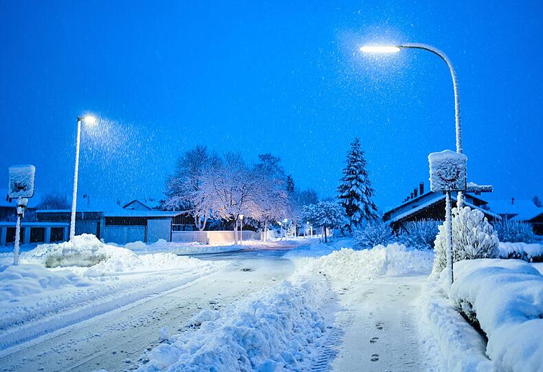 Hier sah es am Wochenende des Wintereinbruchs auf den Straßen so aus.