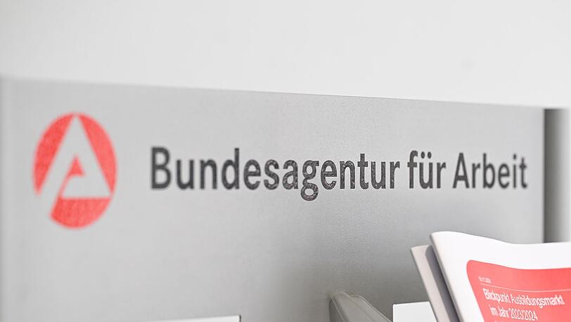 Die Zahl der Arbeitslosen in Deutschland bleibt auch im M&auml;rz oberhalb der Grenze von drei Millionen.