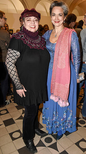 Petra Perle und Irina Wanka.
