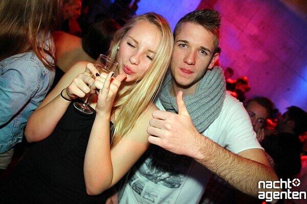 Im neuraum heißt es "Rock'n Roll Baby". Mehr Bilder gibt es unter: www.nachtagenten.de