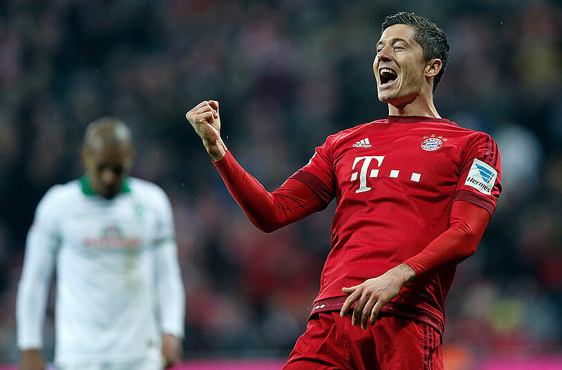 Robert Lewandowski kam 2014 vom Rivalen aus Dortmund - ob er in München bleibt oder wechselt, ist noch unklar.