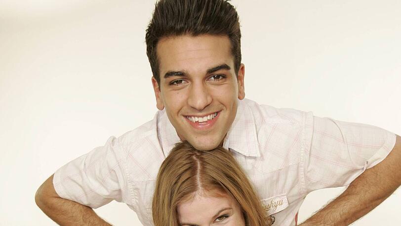So sah Elyas M' Barek mit Serien-Partnerin Josefine Preu&szlig; in "T&uuml;rkisch f&uuml;r Anf&auml;nger" aus.