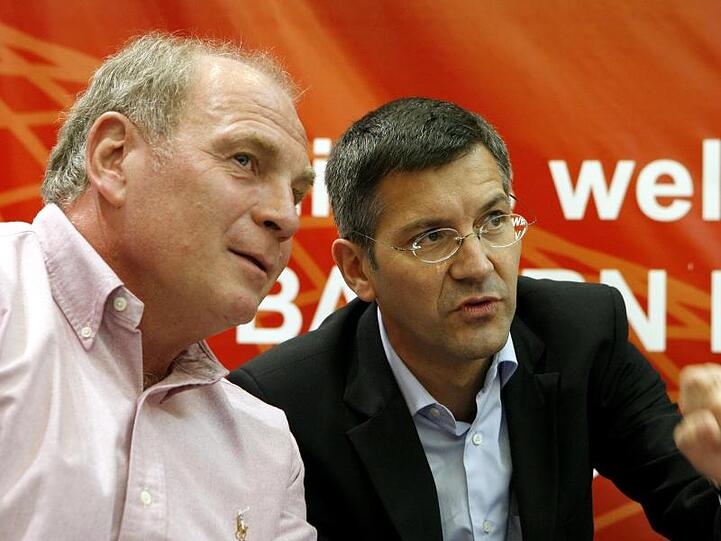 Uli Hoeneß (l) im Gespräch mit Herbert Hainer.