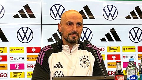 U21-Nationaltrainer Antonio Di Salvo l&auml;sst die Frage nach der Nummer 1 offen. (Archivfoto)