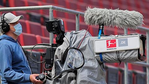 In der Kritik: Die Vergabe der TV-Rechte durch die DFL.
