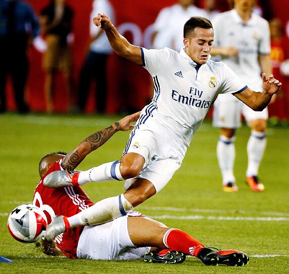 Der FC Bayern verliert das Testspiel gegen Real Madrid im ausverkauften MetLife Stadium in New York.