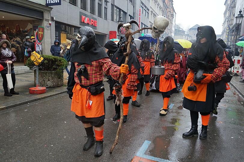 Kalt war's, aber lustig: So feierten die Damischen Ritter ihren Faschingsumzug in der Innenstadt. Die Bilder zum Durchklicken.