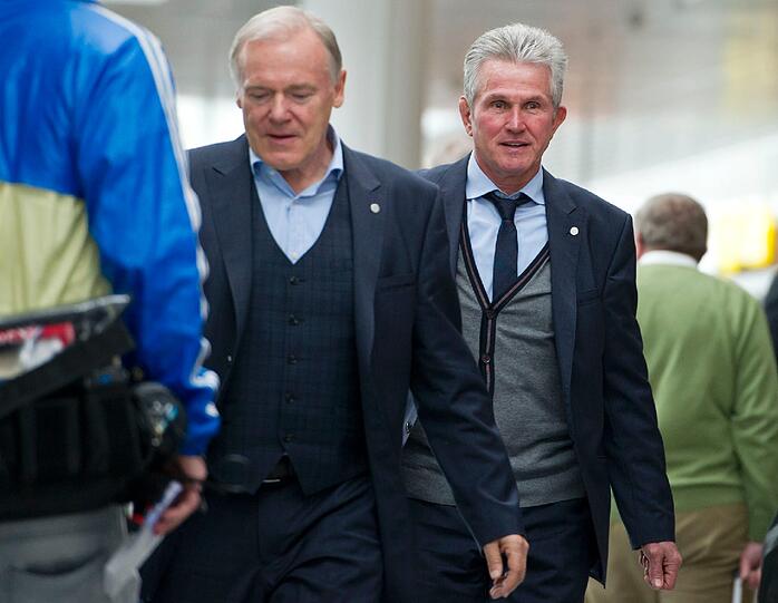 Der FC Bayern vor dem Abflug nach London - Bilder vom Flughafen München