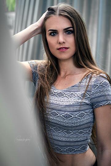 Hannah Samira Schmidt (21, München)
1. Ich kann nicht leben ohne: Meine tägliche Dosis an Sport und Eis 
2. Mein Vorbild ist: Ich forme meine eigenen Fußstapfen 
3. Bei München denke ich an: Warme Sommernächte im E-Garten