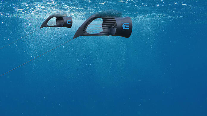 Drei Meter lang, 2,4 Meter breit und 1,40 Meter hoch: So sieht der Energyfish von unten aus. Aus dem Wasser ragt nur ein kleiner Teil des Kraftwerks.