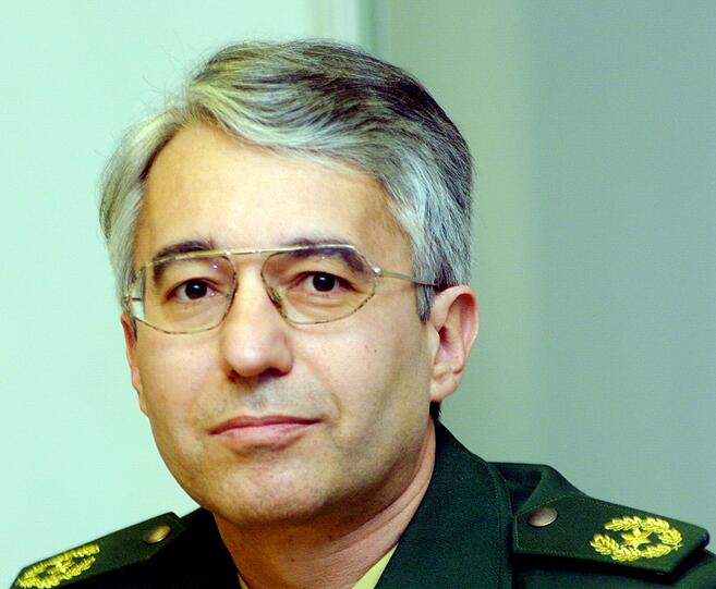 Seit 2003 ist der promovierte Jurist Münchens Polizeichef: Wilhelm Schmidbauer.
