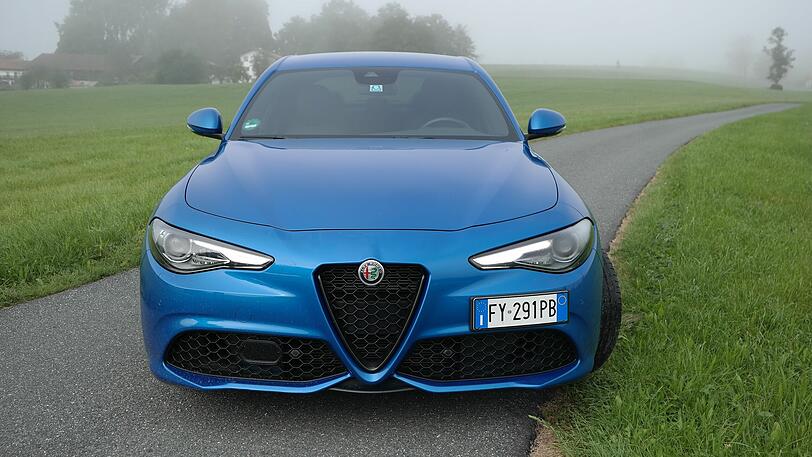 Organische Formen: Das "Gesicht" der Giulia ist typisch für die Marke.