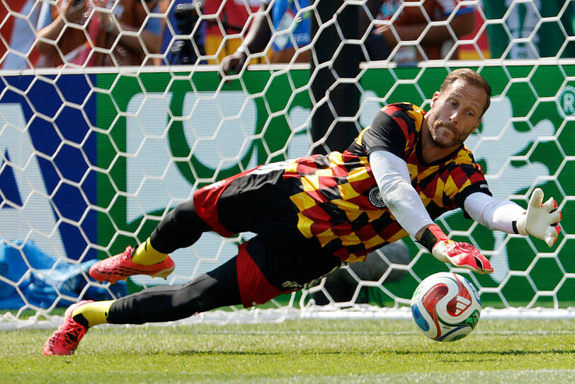 Der Hoffenheimer Keeper ist einer der wenigen Gewinner dieser WM. Der Hoffenheimer Keeper ist einer der wenigen Gewinner dieser WM.