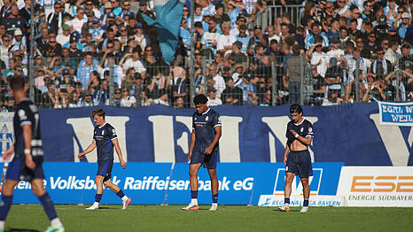 Der TSV 1860 verliert gegen Wacker Burghausen mit 1:3.