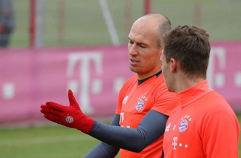 Robben im Gespräch mit Kimmich.