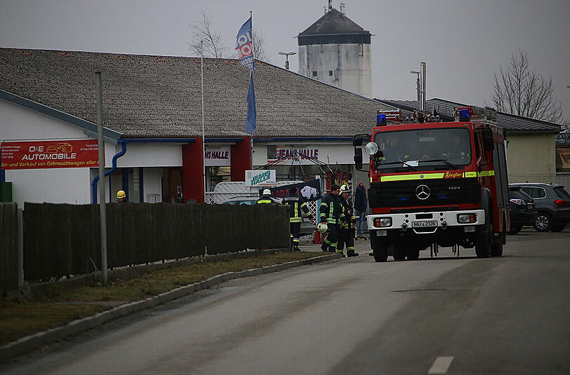 Bilder vom Bomben-Fundort in Mühldorf. Während Bauarbeiten wurde eine rund 80 Kilogramm schwere Fliegerbombe entdeckt.