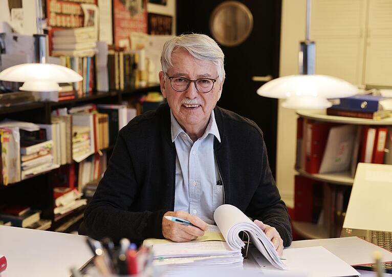 Der Autor und Regisseur Heinrich Breloer beschäftigt sich schon sein ganzes Leben lang mit Thomas Mann.