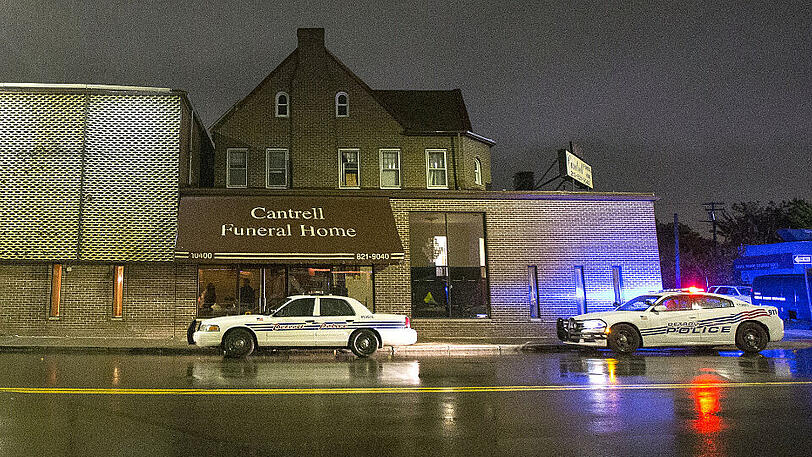 Die Detroiter Polizei weitet ihre Ermittlungen aus.