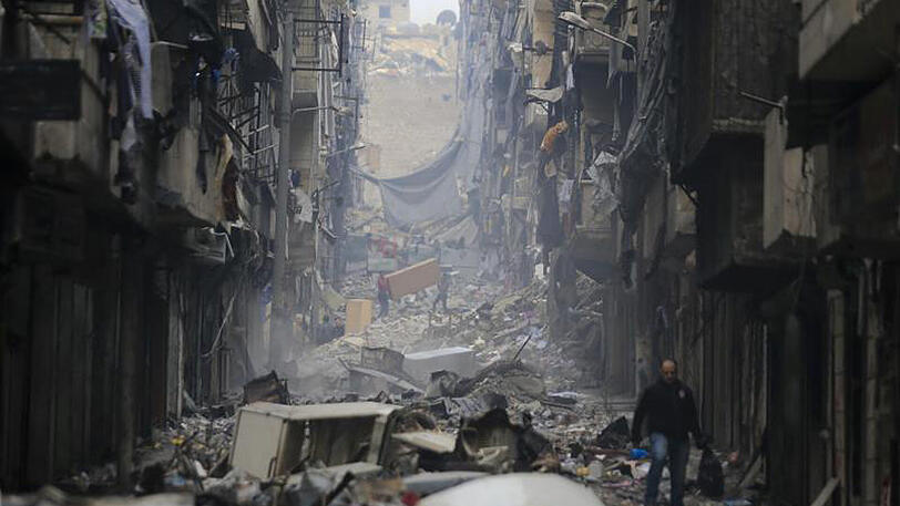 Eine Straße im östlichen Stadtteil Salaheddine der vom Krieg zerstörten Stadt Aleppo.