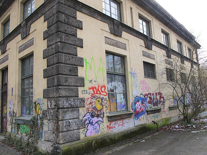 Das Maximilianswerk am Auer Mühlbach. "Maxwerk-Blues" nennt AZ-Leser Djordje Matkovic die Stimmung, die ihn beim Anblick des verfallenen, einst "altehrwürdigen" Gebäudes befällt.