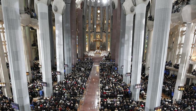 Der Papst feiert die Heilige Messe in der Sagrada Familia. Der Papst feiert die Heilige Messe in der Sagrada Familia.