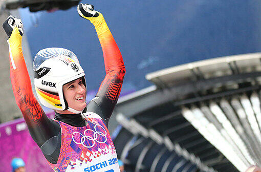 Natalie Geisenberger gewinnt auch den 3. lauf im Eiskanal von Sotschi und ist weiter auf Goldkurs.