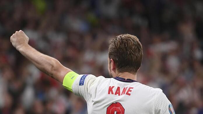 Englands Kapitän Harry Kane setzt auf die Unterstüzung durch die heimischen Fans.