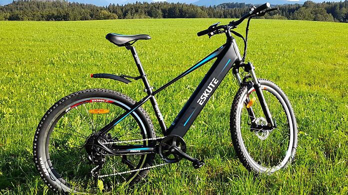 Das Eskute Voyaqer ist ein Billig-E-Bike aus China. Kostenpunkt: 1.099 Euro.