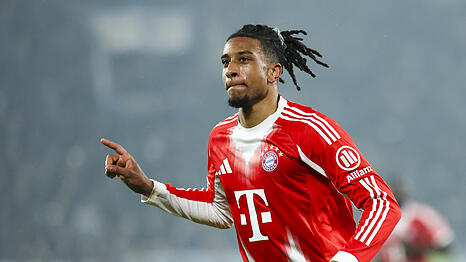 "Er bringt ganz viel mit": Christian G&uuml;nter schw&auml;rmt von Michael Olise.