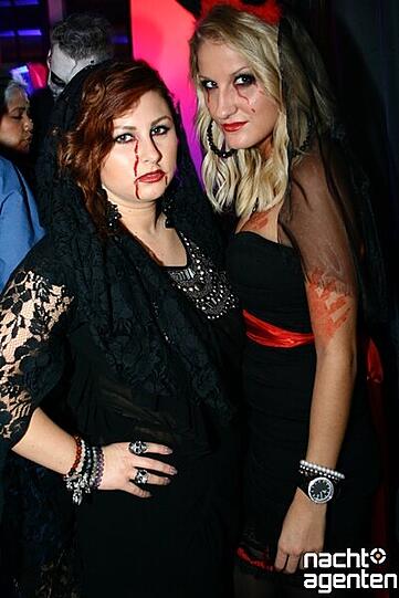 Rococo Halloween Clubbing am 29. Oktober 2011 im 8 seasons. Noch mehr Fotos gibt es unter www.nachtagenten.de.