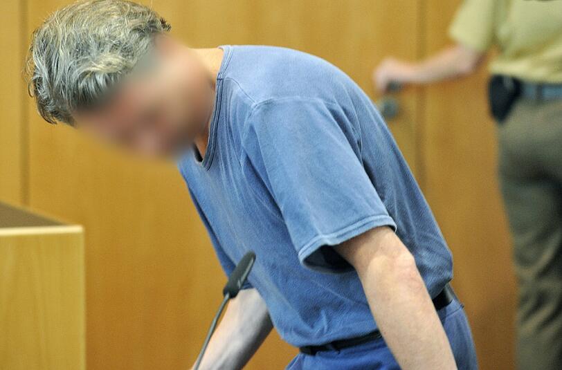 Prozess in Augsburg: Dieser Mann hat seine Frau aus Eifersucht totgefahren.