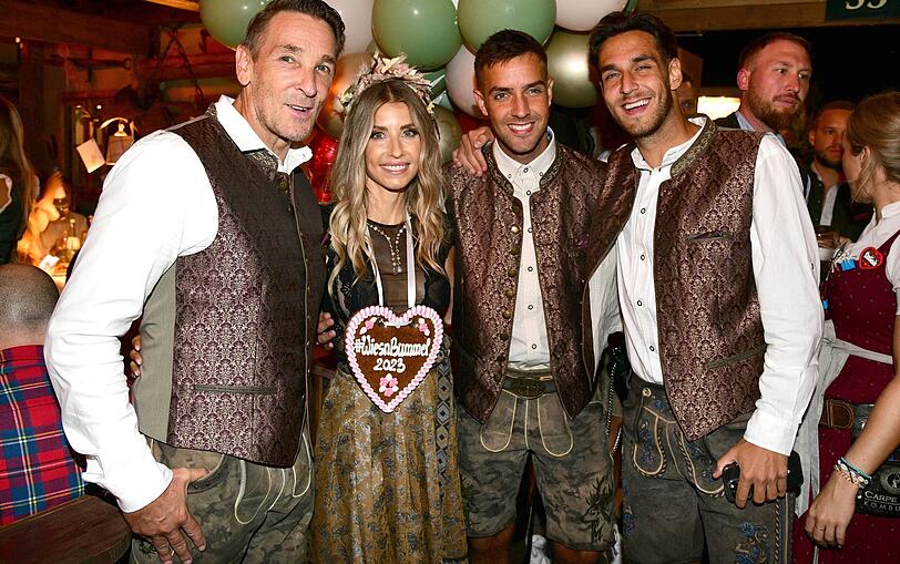 Mark Keller, Cathy Hummels, Aaron Keller und Joshua Keller