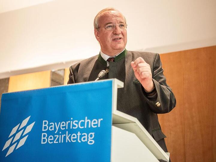 Franz Löffler (CSU), Präsident des Bayerischen Bezirketags. Foto: Nicolas Armer/dpa/Archivbild