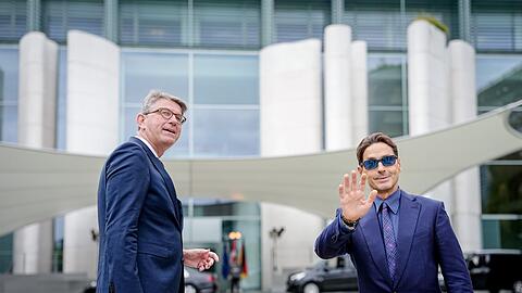 Der italienische Medien-Unternehmer Pier Silvio Berlusconi hatte Medienstaatsminister Weimer redaktionelle Unabhängigkeit versprochen (Archivbild).