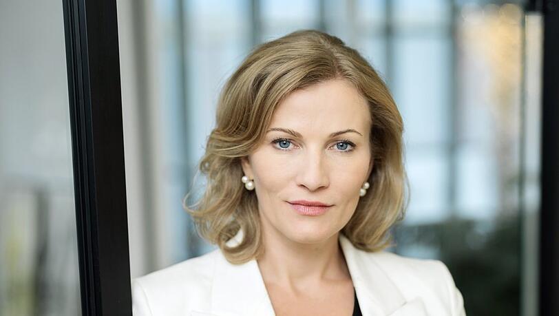 Ira Kr&ouml;swang ist W&uuml;rttembergische Notariatsassessorin mit Schwerpunkt im Bereich der Nachlassabwicklung. Einer ihrer Kanzlei-Standorte ist in M&uuml;nchen.