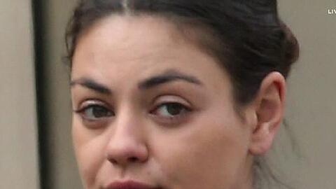 Mila Kunis sieht vor dem ersten Kaffee nicht ganz so sexy aus wie sonst