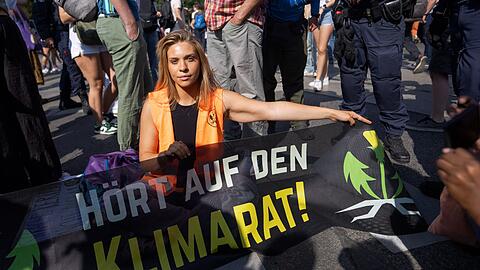 Österreich hat der deutschen Klima-Aktivistin Anja Windl ein zweijähriges Aufenthaltsverbot erteilt. (Archivbild)