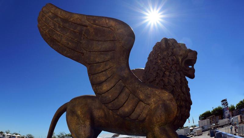 Der geflügelte Goldene Löwe - Symbol der Internationalen Filmfestspiele von Venedig. Der geflügelte Goldene Löwe - Symbol der Internationalen Filmfestspiele von Venedig.