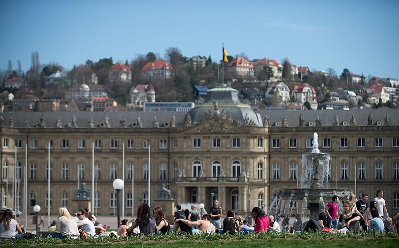 Platz 7: Stuttgart (3 Prozent). Blick auf den Schlossplatz