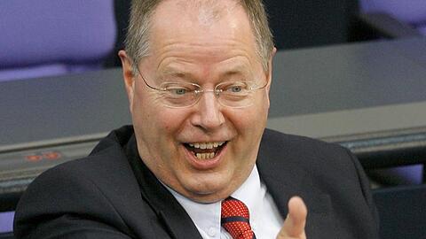 Er kann scharf rechnen, und er kann scharf sein. Finanzminister Peer Steinbrück (SPD).