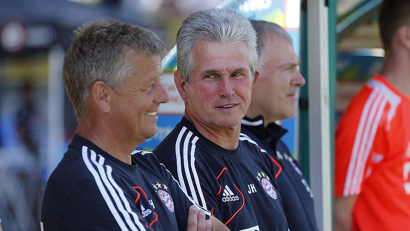 Der Boss und sein Assistent: Coach Jupp Heynckes (r.) und Co-Trainer Peter Hermann sollen wieder gemeinsam beim FC Bayern trainieren.
