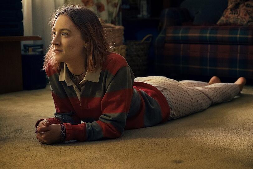 Christine mag ihren Namen nicht und nennt sich daher Lady Bird: Saoirse Ronan spielt diese Teenagerin zart und plastisch zugleich