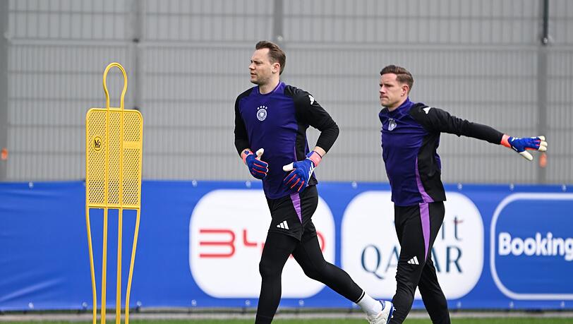 Manuel Neuer und Marc-André ter Stegen kämpften jahrelang um die Rolle der Nummer eins.