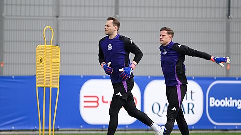 Manuel Neuer und Marc-André ter Stegen kämpften jahrelang um die Rolle der Nummer eins.
