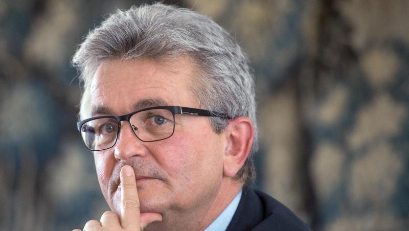 Der vbm-Hauptgeschäftsführer Bertram Brossardt spricht während einer Pressekonferenz. Foto: picture alliance/dpa/Archiv Der vbm-Hauptgeschäftsführer Bertram Brossardt spricht während einer Pressekonferenz. Foto: picture alliance/dpa/Archiv