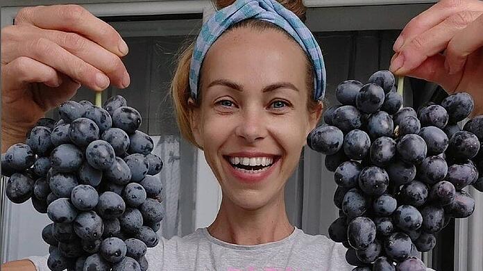 Die russische Influencerin ist nach Angaben ihrer Mutter im Alter von 39 Jahren in Thailand gestorben.