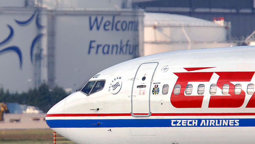 Ein Czech-Airlines-Pilot hat den Flug von Prag nach Straßburg kurz nach dem Start abgebrochen. (Symbolbild) Ein Czech-Airlines-Pilot hat den Flug von Prag nach Straßburg kurz nach dem Start abgebrochen. (Symbolbild)